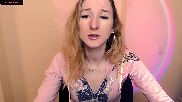 AmandaSell's cam snapshot