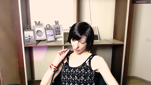 _AngeliaFlow_'s cam snapshot