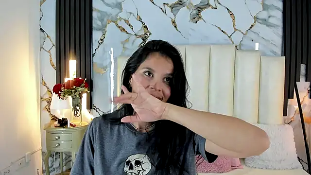 lulumars's cam snapshot