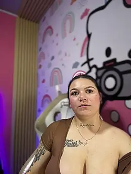 Megaan__More's cam snapshot