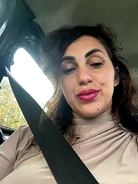 EmaSkyes's cam snapshot