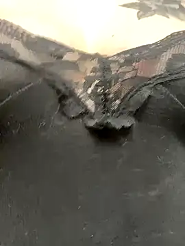 dimitriandrose_'s cam snapshot