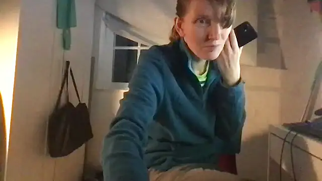 MeluaMauritius's cam snapshot