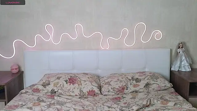 Betty_Blamee's cam snapshot