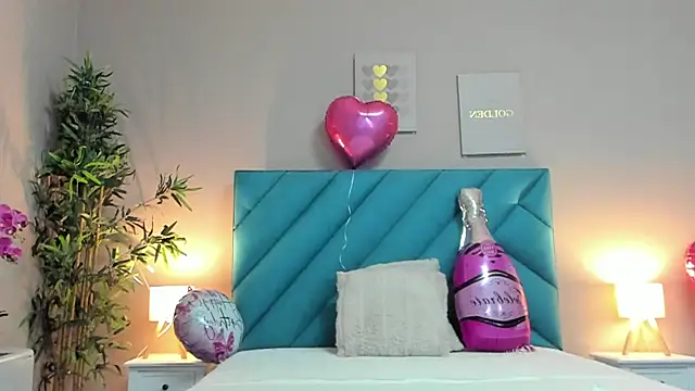 HaileyVice's cam snapshot