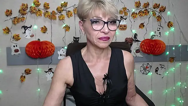 EllaBonito's cam snapshot