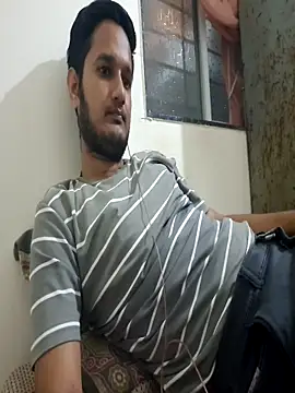 young-hairy-jon's cam snapshot