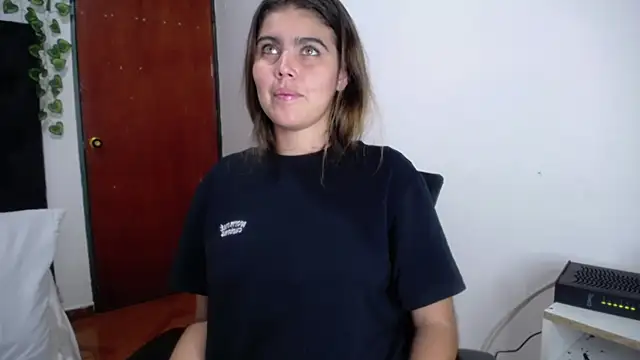 isabel_09's cam snapshot