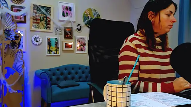 MartaEdams's cam snapshot