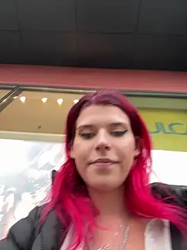 RiriRoseey live sex cam