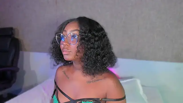 Kishalove_'s cam snapshot