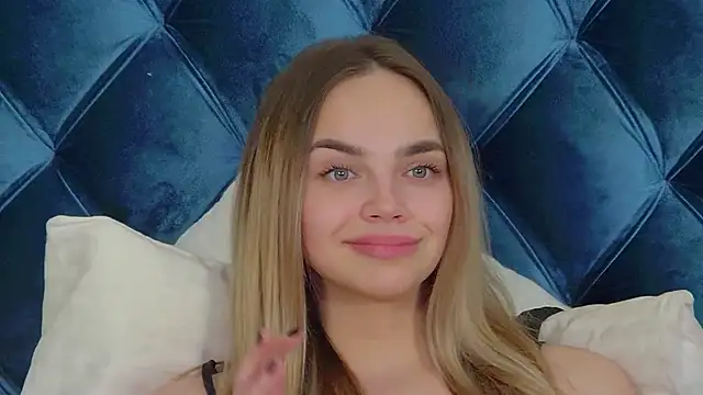 AnitaVenture's cam snapshot