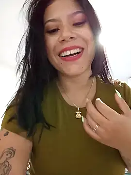 little_susie's cam snapshot