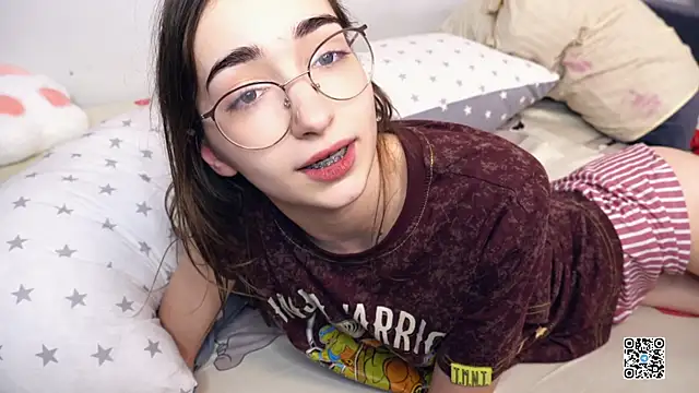 PollyBeev live sex cam