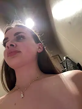 KristiRich's cam snapshot