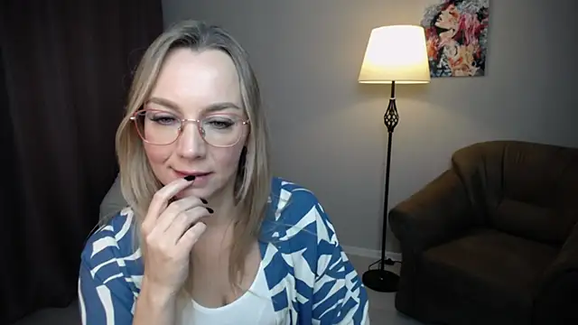 Ava_Elior's cam snapshot