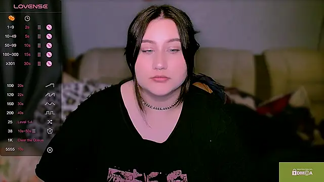 PoppyEvans1's web cam