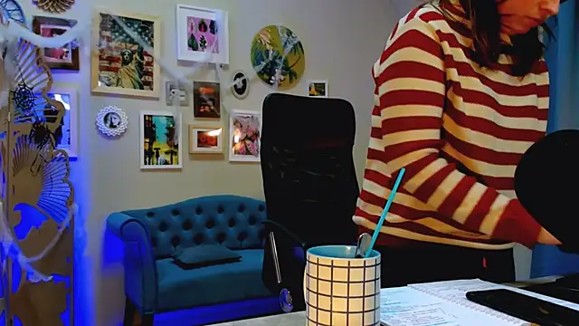 MartaEdams's cam snapshot