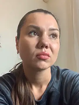 MiraMiss's cam snapshot