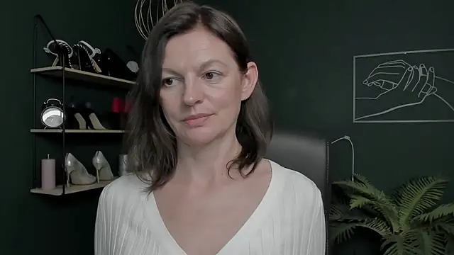 VivianWILD's cam snapshot