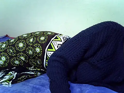 heather_savage's cam snapshot