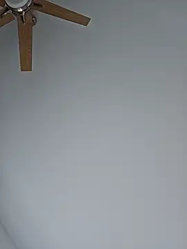 Hornyblond_Bella's cam snapshot