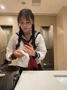 Adora188's cam snapshot