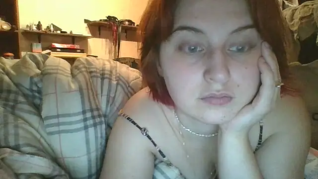 Aynii's cam snapshot