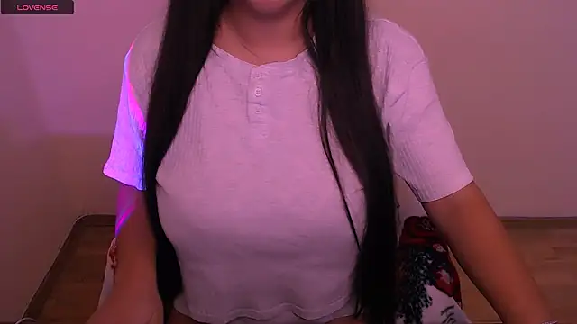 AlinaDoll_'s cam snapshot