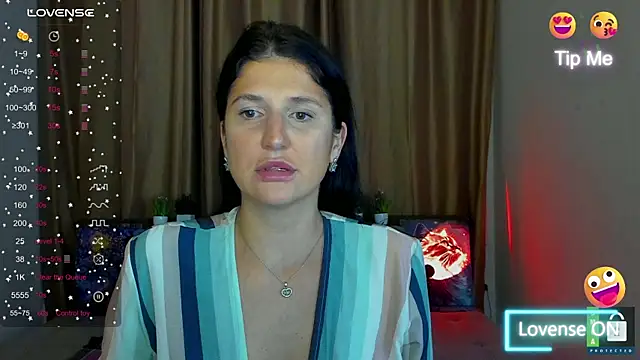 Alianna_Solo_Kisses's cam snapshot