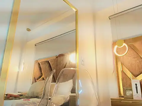 zarah_andrew__'s cam snapshot