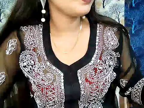 Aarvi_Arora's cam snapshot