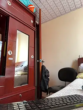 Saipadpuer30's cam snapshot