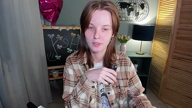 Madelaineses's cam snapshot