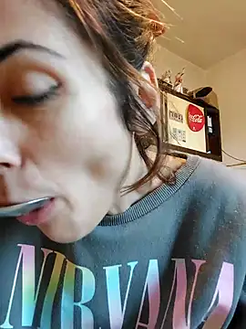 Medusaaaaaaaa's cam snapshot