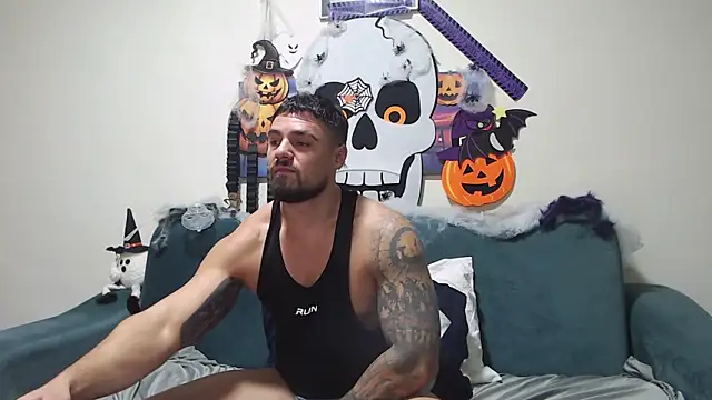 Tiberius_hunk live sex cam