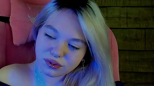 AnnaDelon's cam snapshot