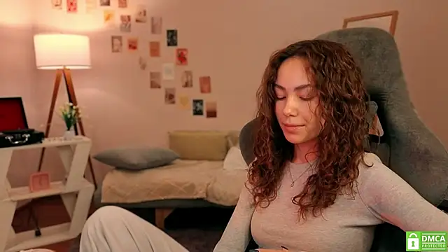 branchwithflowerss's cam snapshot