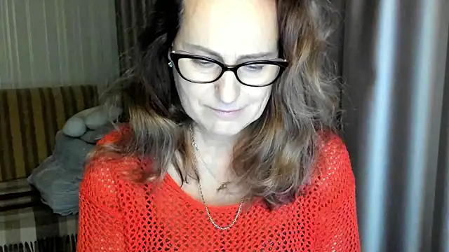 lauraoven's cam snapshot