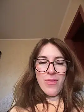 MommmyYummy's cam snapshot