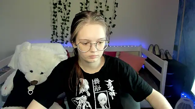 shy_elina01's cam snapshot