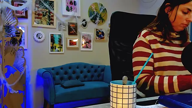 MartaEdams's cam snapshot