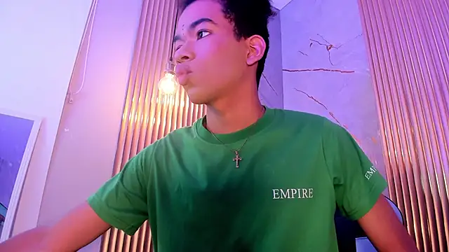 Ivone_Rose_ live sex cam