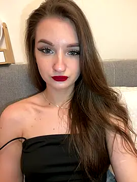 AdelinaEmber's cam snapshot