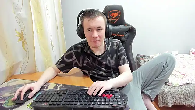 iliaskrislove live sex cam