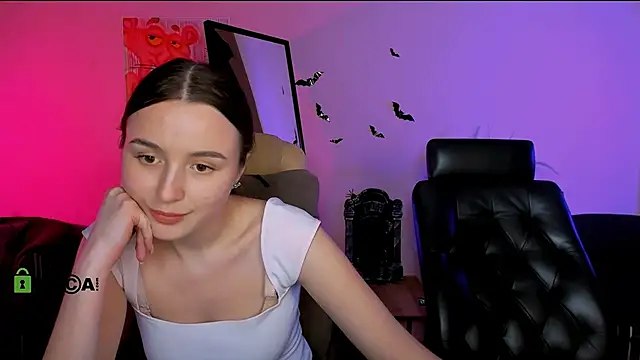 leslie_bird's cam snapshot