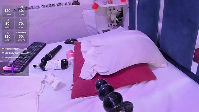 VeronicaRyan's cam snapshot