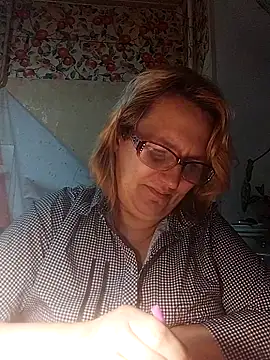 Forest-Lady's cam snapshot