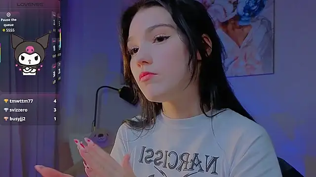 Sophie_SkyAngel's cam snapshot