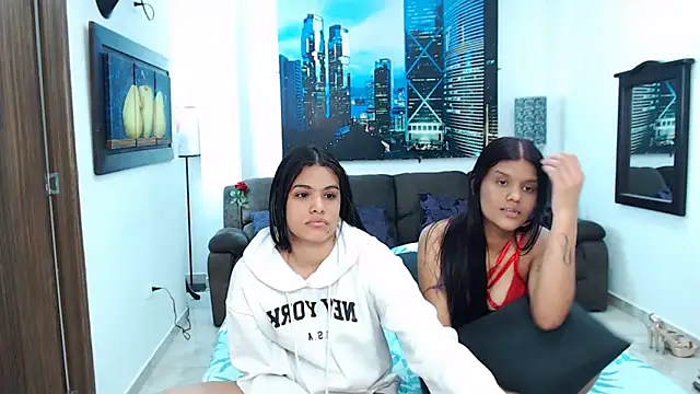 mishellAndkendra's cam snapshot